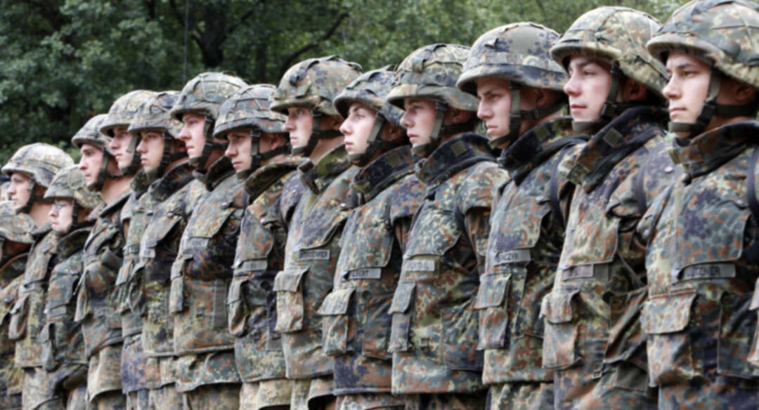 الدفاع الألمانية تتعهد بمواجهة الميول المتطرفة داخل الجيش