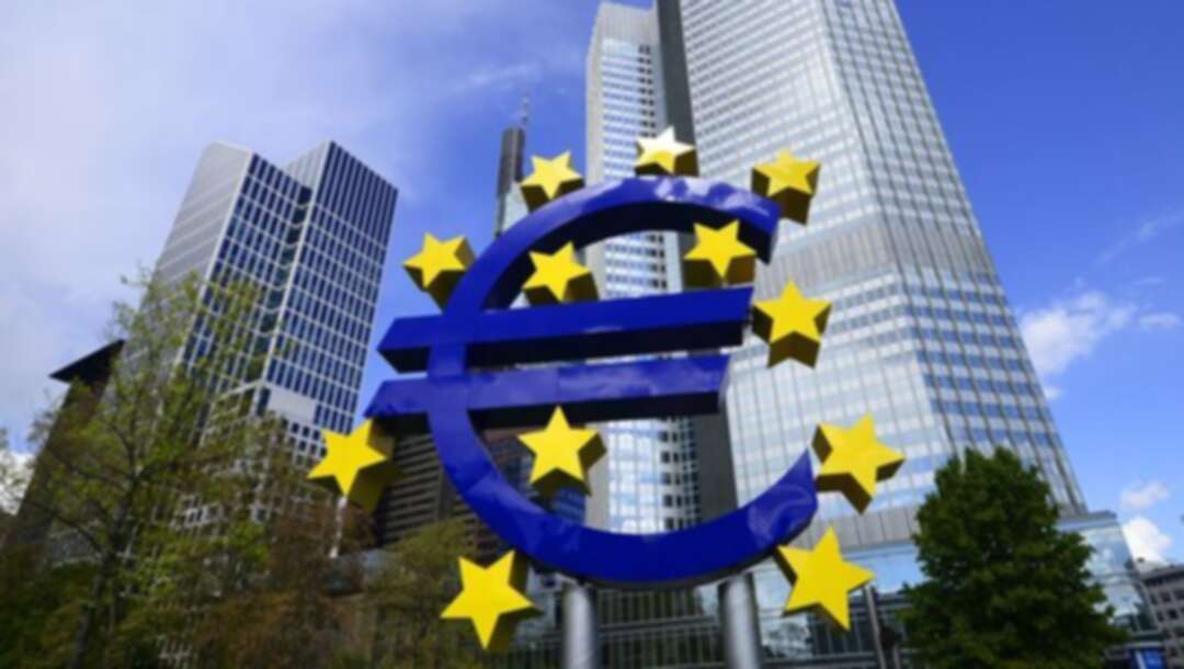 البنك المركزي الأوروبي إلى رفع أسعار الفائدة