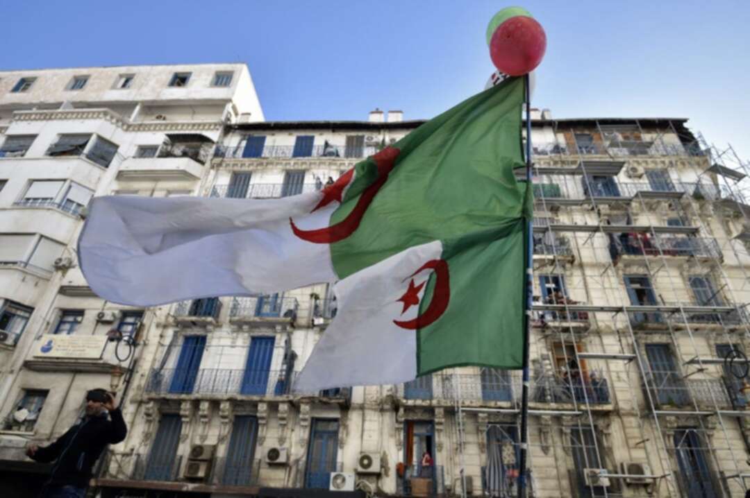 الجزائر تحبط عملية انتحارية إرهابية في العاصمة