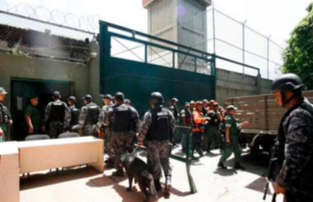 تمرد داخل سجن فنزويلي يودي بحياة 10 سجناء