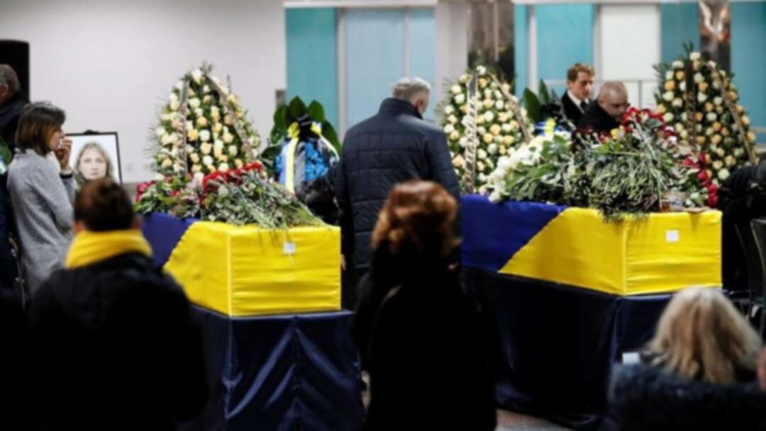 رفات 11 ضحية أوكرانية للطائرة المنكوبة تحط في كييف