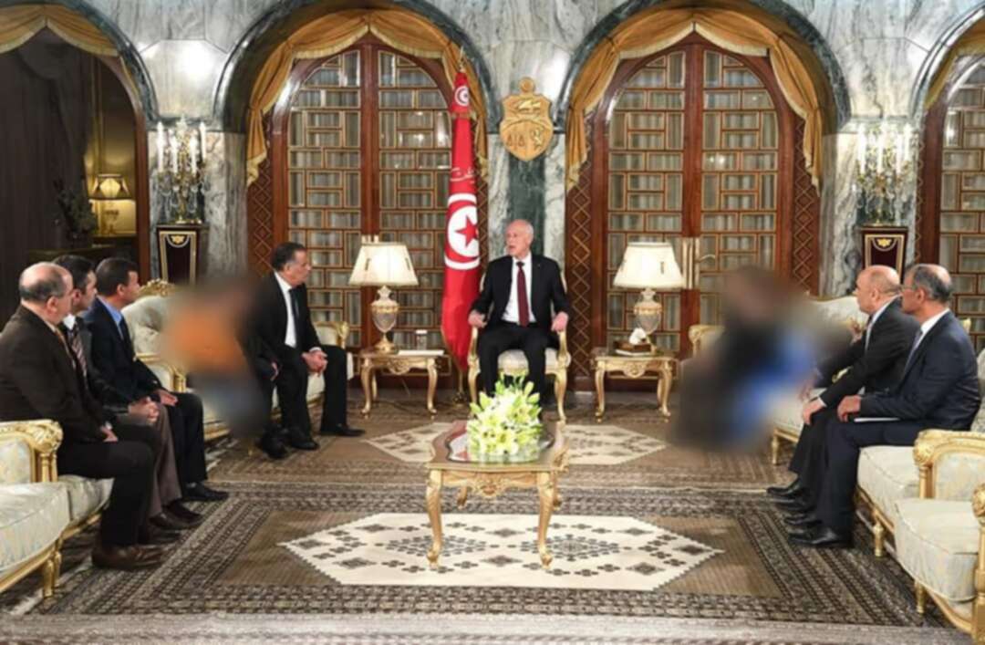 انتقادات تونسية لاستقبال قيس سعيّد أبناء مقاتلي داعش