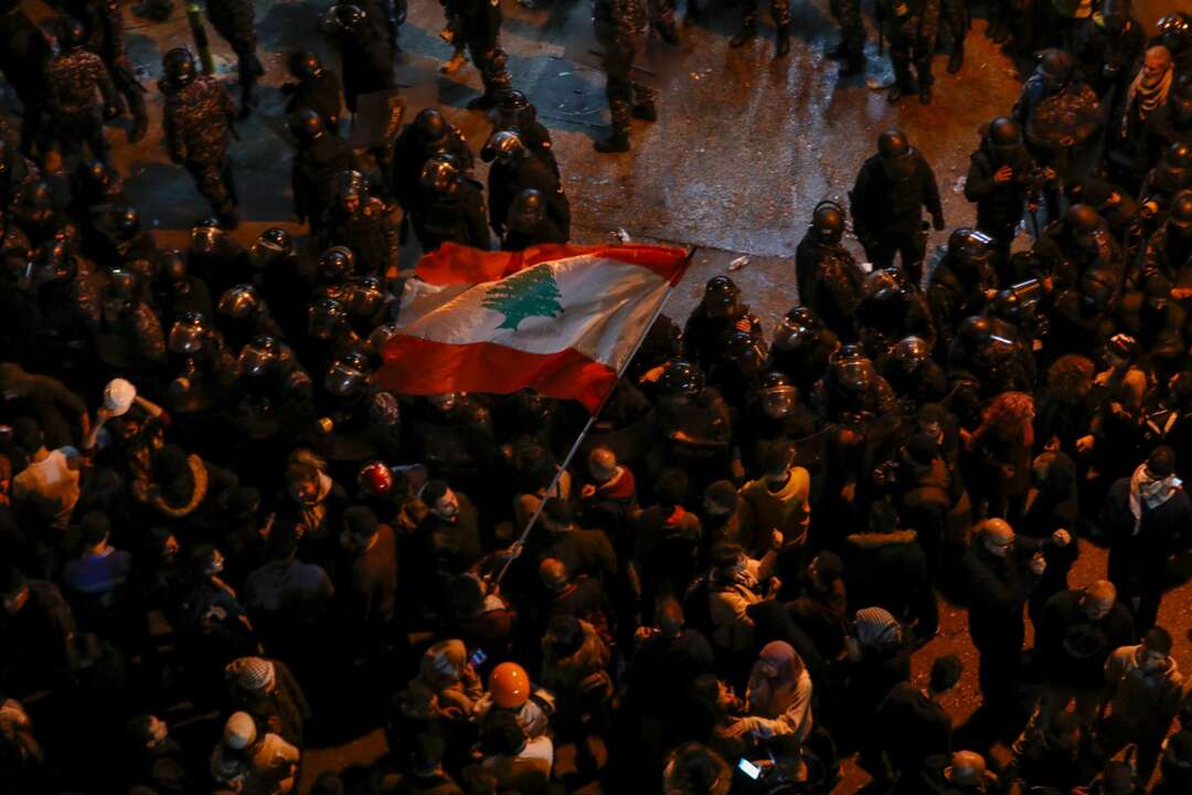 اعتقالات وعمليات كرّ وفرّ بين القوات الأمنية والمتظاهرين في لبنان