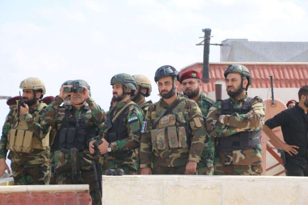 تحول مفاجئ: القوات التركية تسلم مقاتلي 