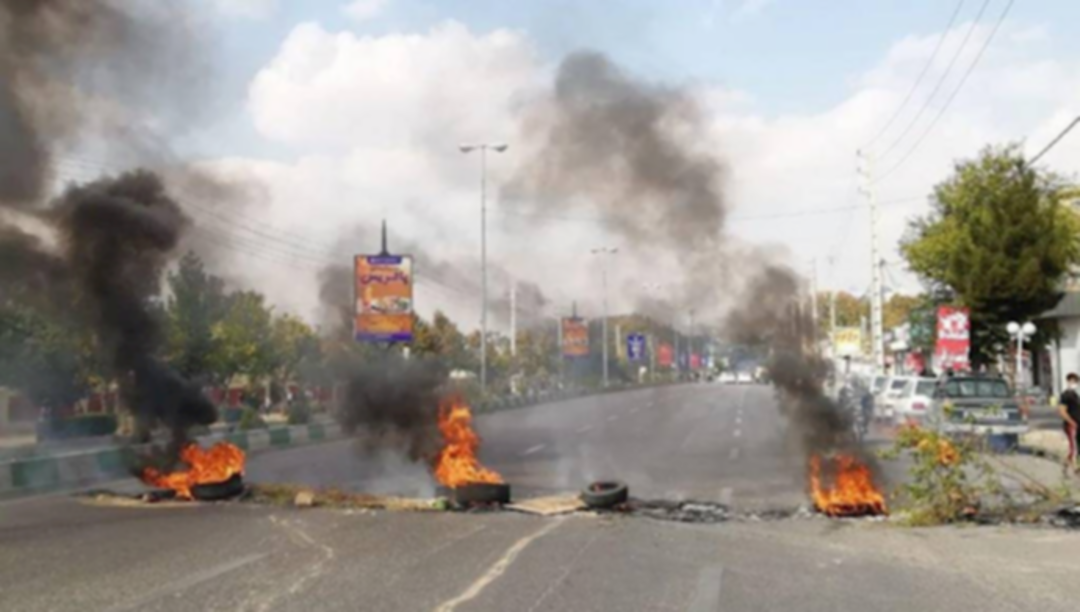 مصابون ومعتقلون في مواجهات بين المتظاهرين والسلطات الإيرانية