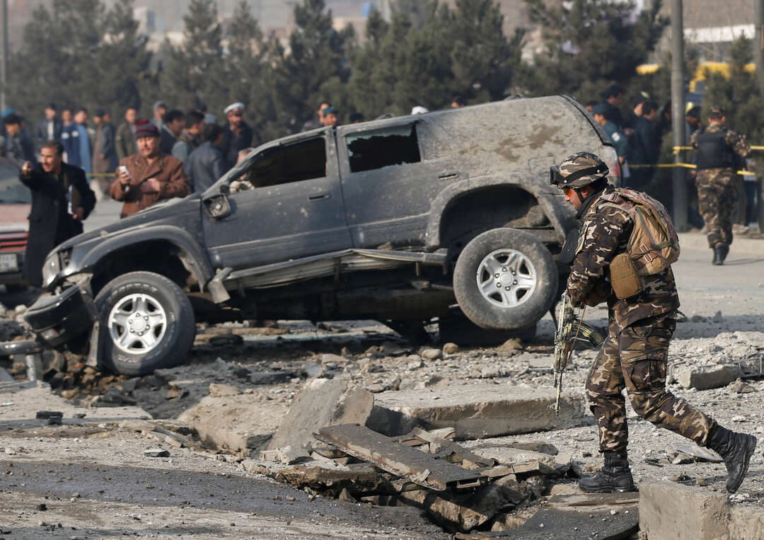 مقتل 10 من عمال نزع الألغام في أفغانستان في أحدث هجوم لطالبان