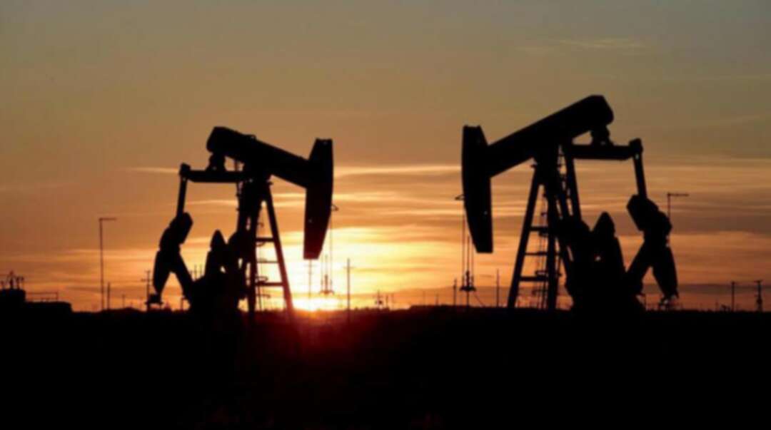 تراجع أسعار النفط مُتأثرةً بزيادة المخزونات الأمريكية