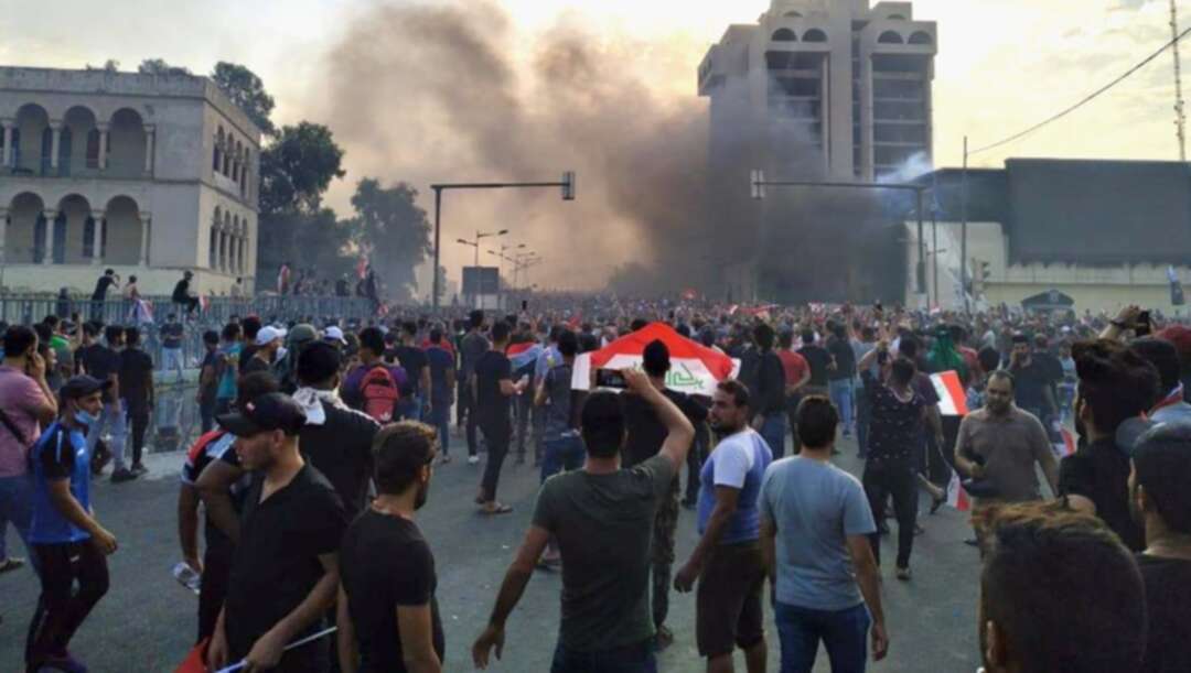 مقتل عراقي وتعرض آخرين للطعن خلال الاحتجاجات في بغداد