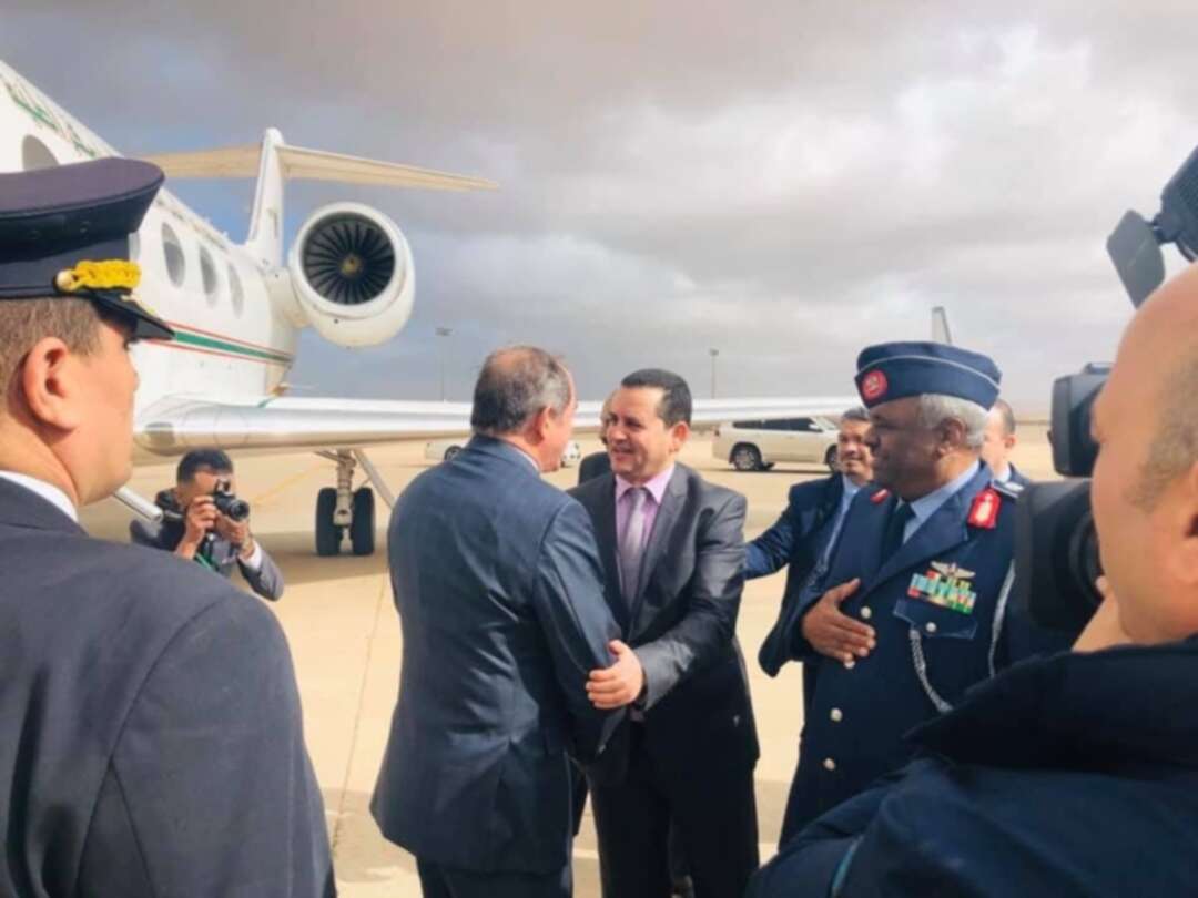 الجزائر توجه دعوة خاصة للجنرال حفتر لزيارتها
