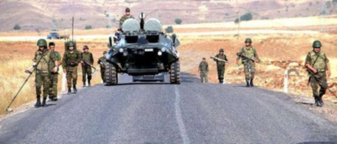 تركيا تعلن مقتل جنديين في إدلب بغارة جوية