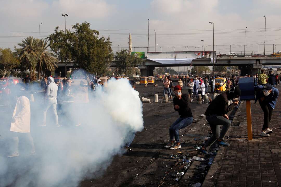 أنصار الصدر يقمعون المتظاهرين الرافضين لتكليف علاوي