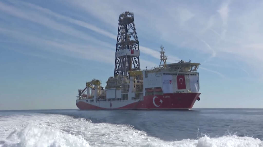 تركيا تواصل التحدي بالمتوسط.. وتشتري سفينة تنقيب ثالثة!