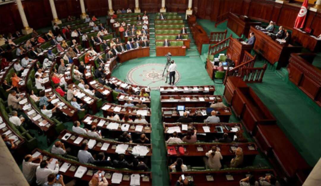 لقاءات تونسية سعياً لتشكيل حكومة تنال ثقة البرلمان