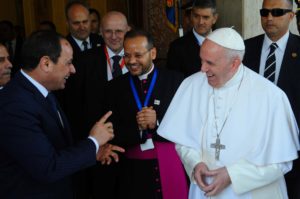 Egyptian President Abdel Fattah al-Sisi with Gaid and Pope Francis in Cairo on April 28, 2017. (Reuters)