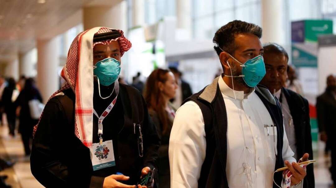 الإمارات تسجّل 102 حالة بفيروس كورونا وقطر تعلن عن 44 إصابة جديدة