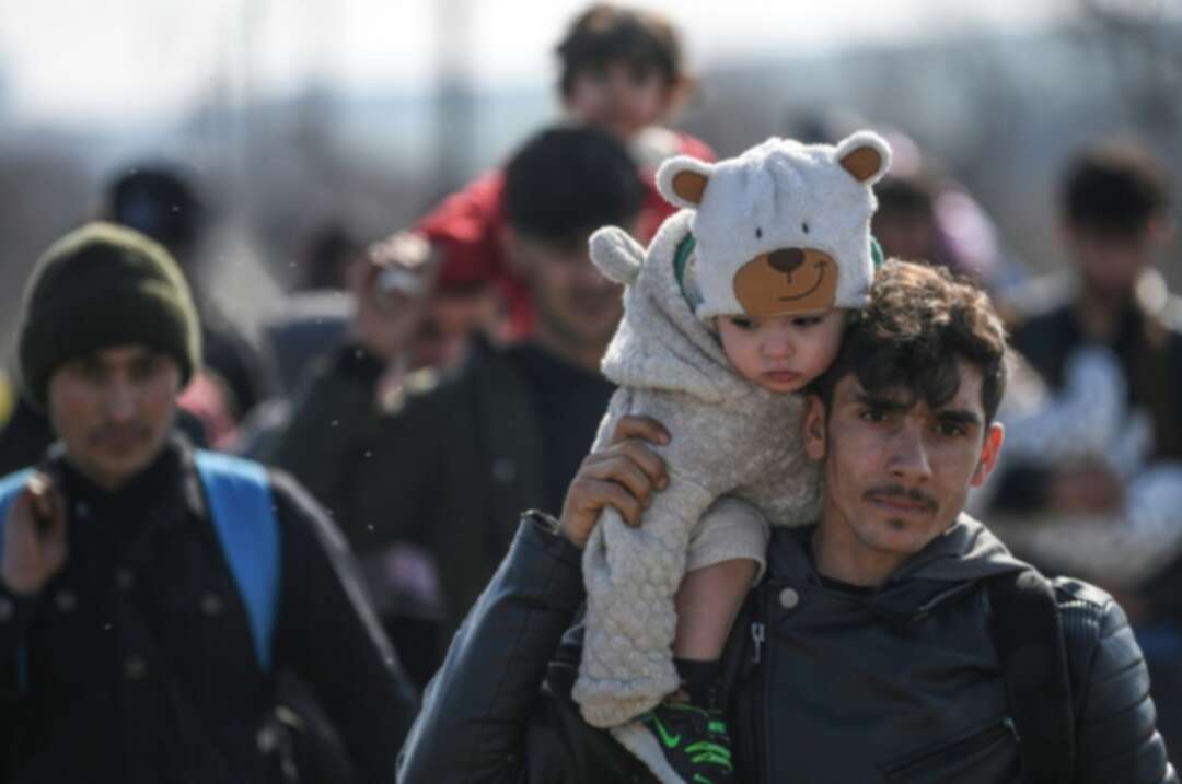 Greece blocks migrant swell at Turkey border