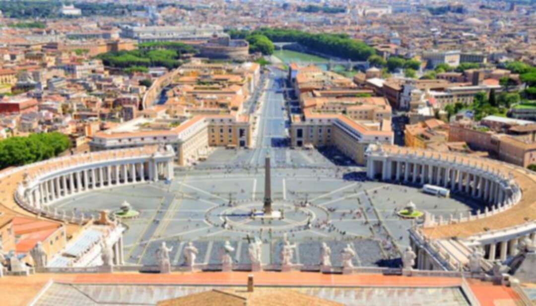 الفاتيكان يُلغي مشاركة المصلّين بعيد الفصح بسبب كورونا