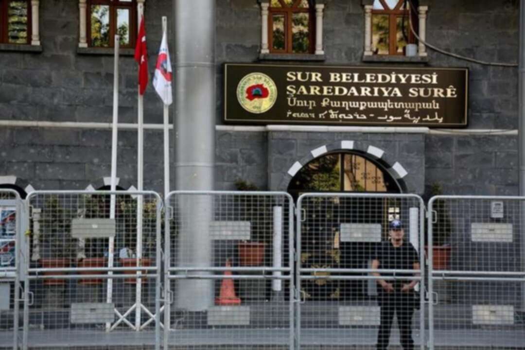 تركيا تواصل تنكيلها بالكُرد وتعتقل 5 رؤساء بلديات منتخبين