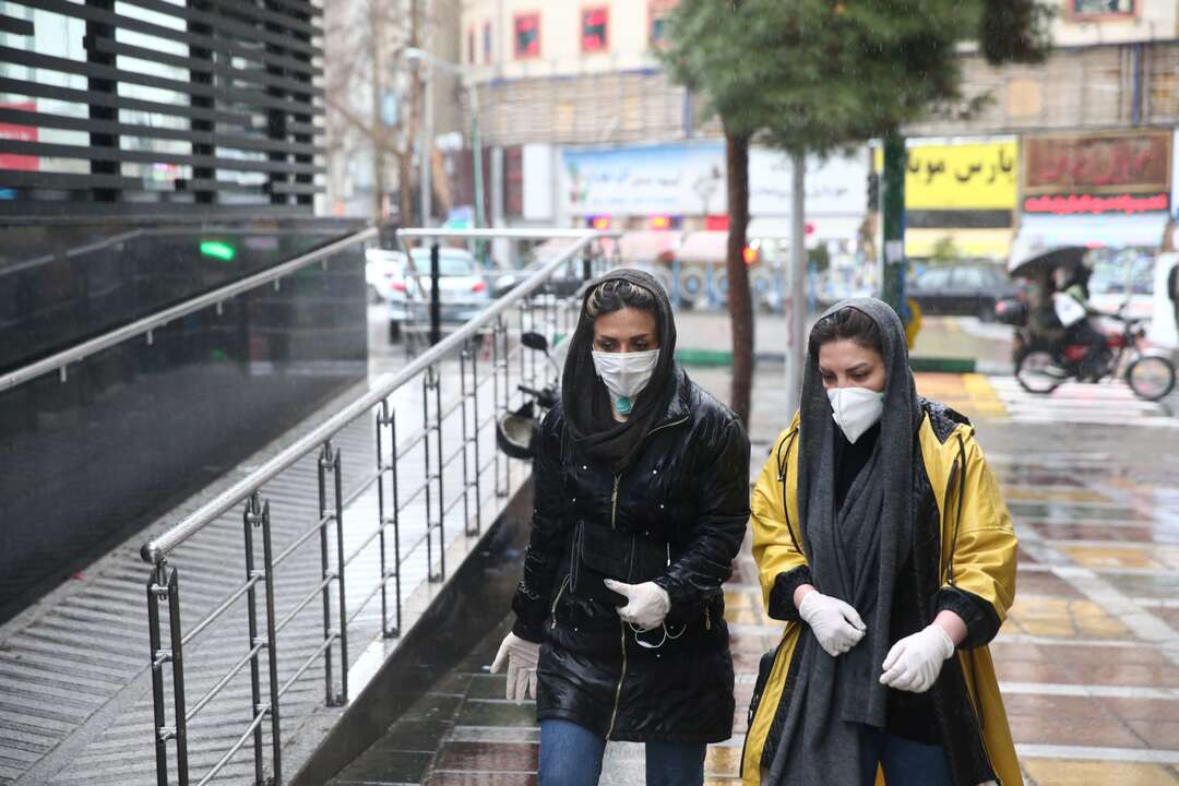 حزب إيراني معارض: فيروس كورونا يتفشى في السجون السياسية