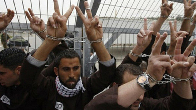 أسرى فلسطينيون في سجون إسرائيل/ أرشيفية