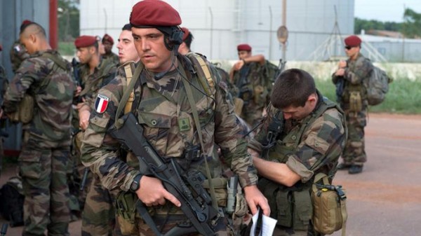 ماكرون يُطلق "عملية الصمود" للجيش الفرنسي في مُواجهة كورونا