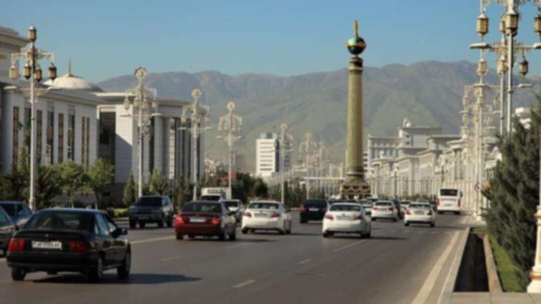 Coronavirus: Turkmenistan gathers thousands of people for mass exercises