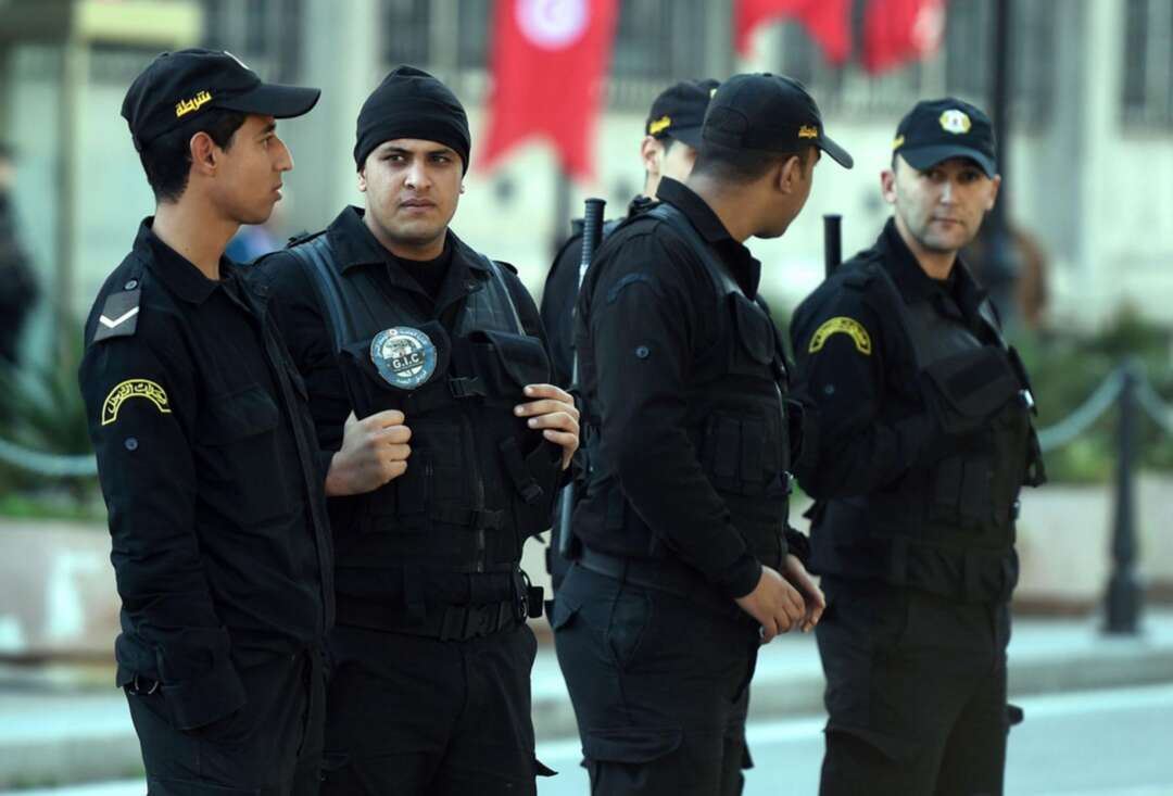 القبض على تونسي استخدم 