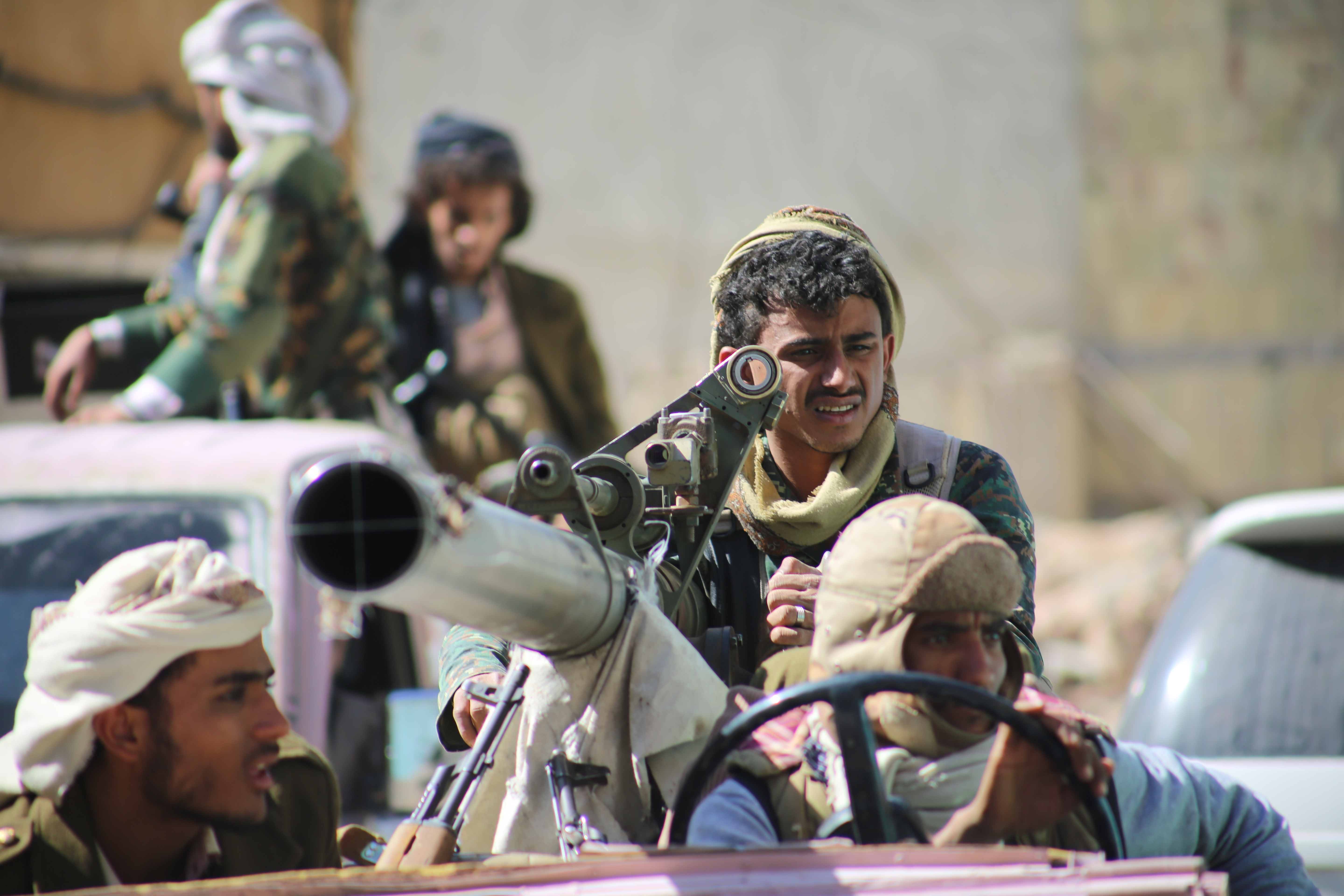 Swiss Organization Reveals Houthis Fighting Alongside Russia in Ukraine