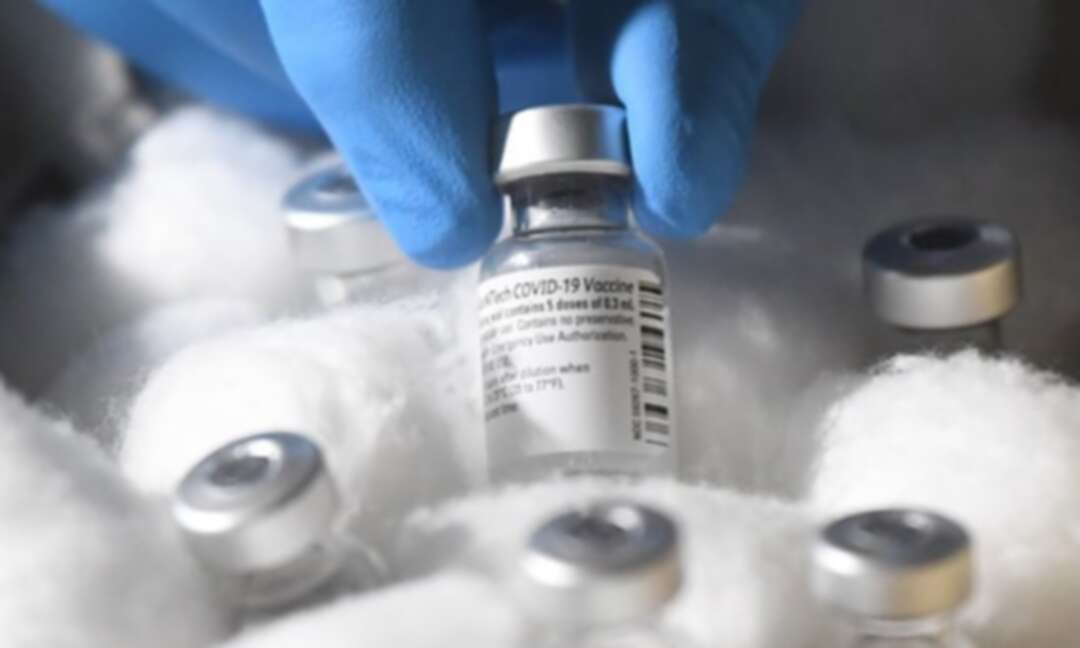 Doctors call for shorter gap between Pfizer Covid vaccine doses in UK
