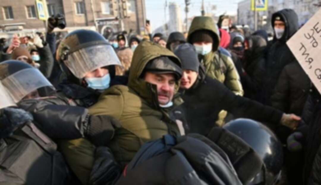 Moscow police detain people ahead of protests supporting Russian critic Navalny