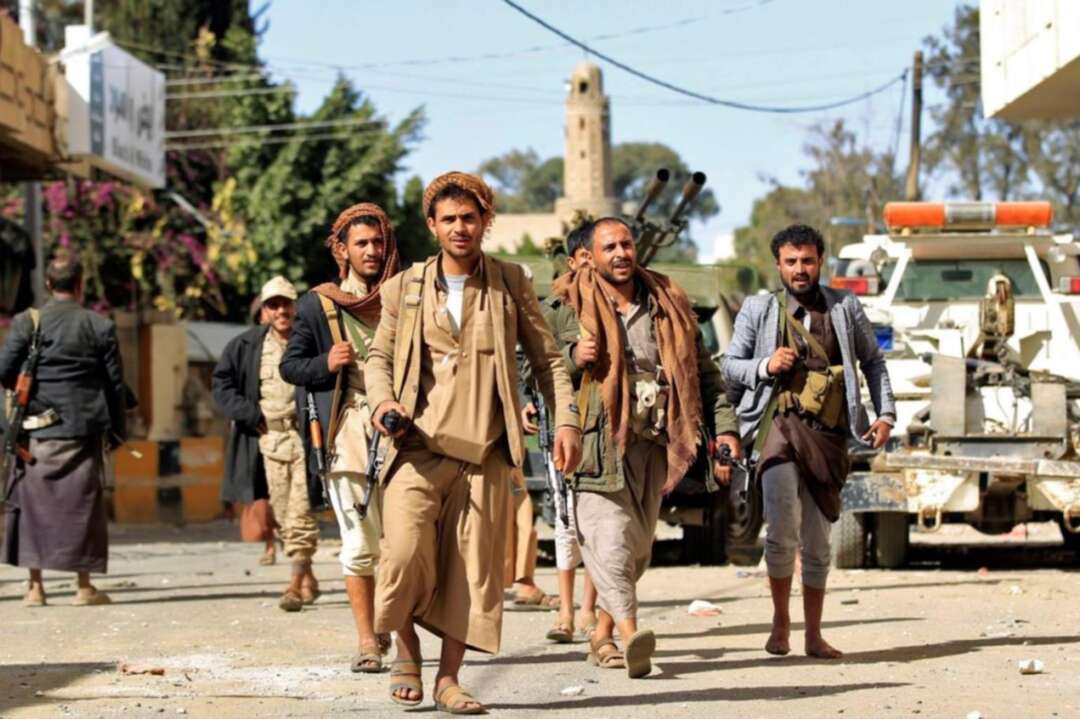 بالصواريخ الباليستية والدرونات.. إدانة إماراتية لاستهداف الحوثيين للسعودية