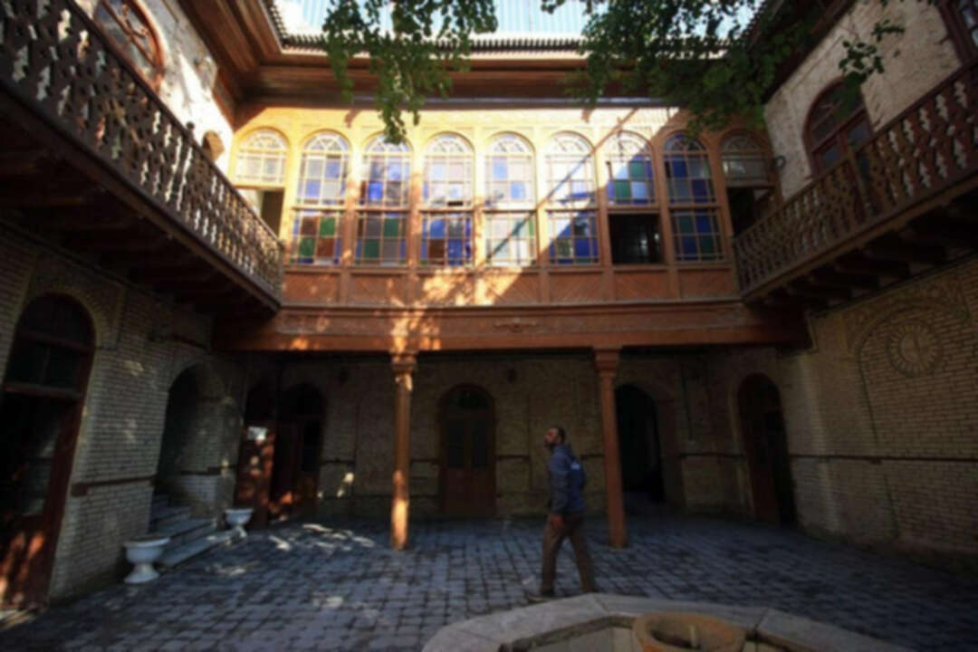 عراقي ثمانيني يحوّل منزله لمتحف تراثي في مدينة السماوة
