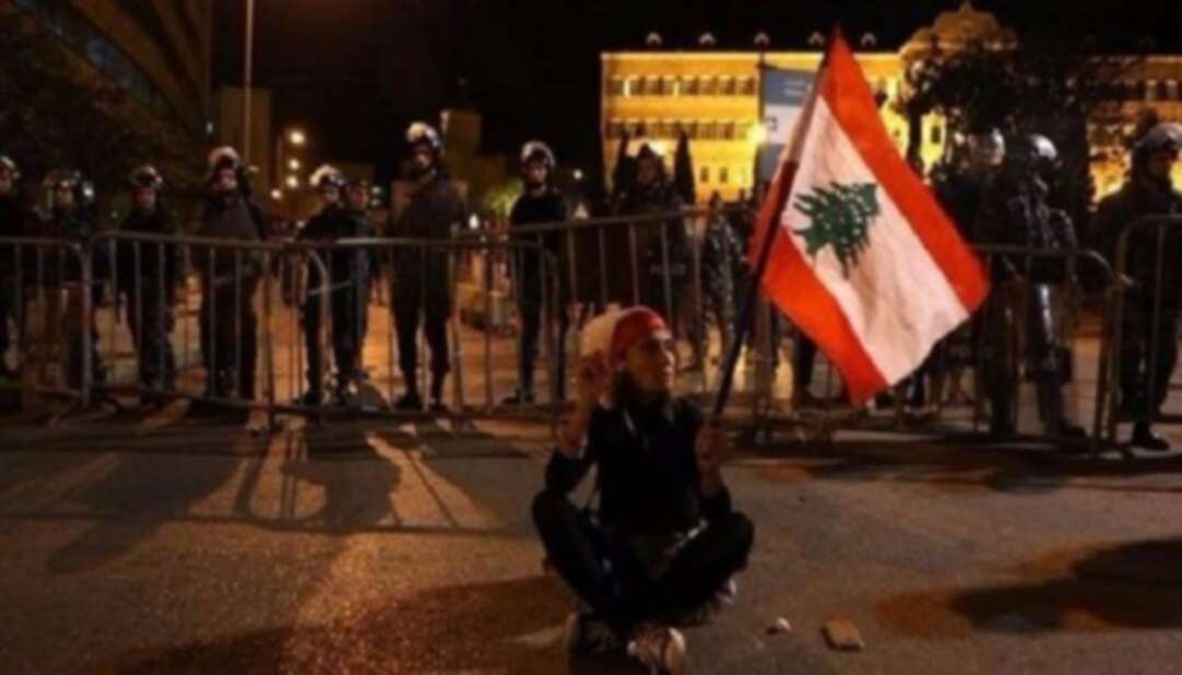 الجيش اللبناني يقتحم ساحة الاحتجاجات في طرابلس