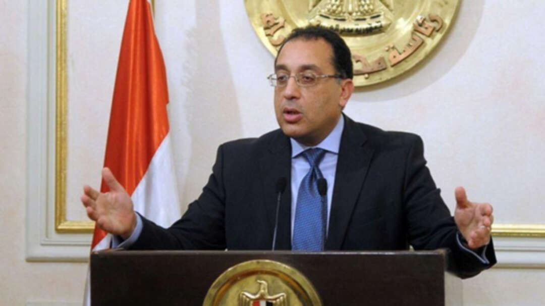 رئيس الوزراء المصري يزور سيناء ويتعهد بحمايتها والدفاع عنها