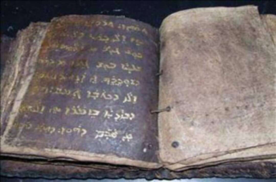 نزيف الآثار السورية..  تهريب نسخة من الإنجيل عمرها 650 عاماً