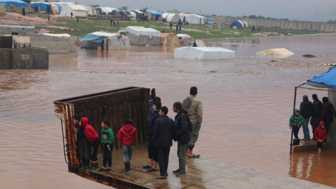 الفيضانات تجرف منازل نازحي إدلب.. والأمم المتحدة تعرب عن قلقها المتزايد