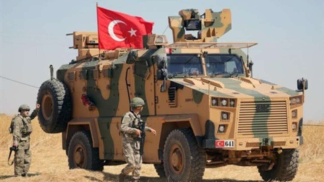 القوات التركية تستهدف ريف منبج.. واشتباكات في ريف حلب