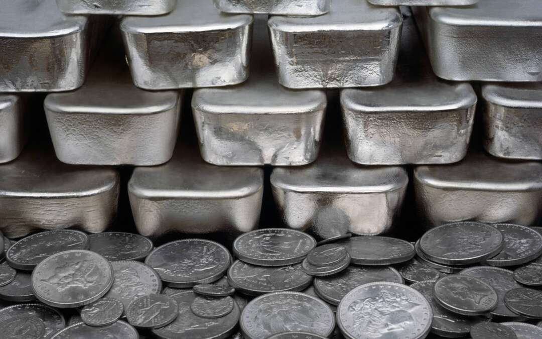 المستثمرون الأفراد على موقع ريديت يرفعون الفضة بنحو 7%