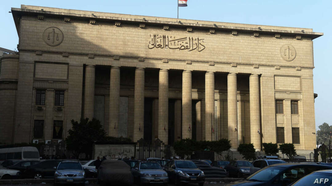 الحكم بالسجن 10 سنوات على طفلين لشروعهما بقتل طالبة مصرية
