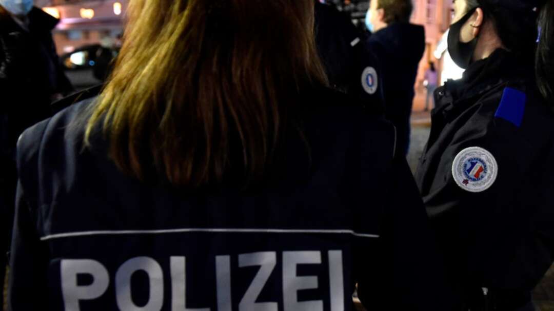 German police raid suspected extremists in Berlin