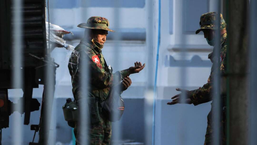 سلطات ميانمار أغلقت المطار ومجلس الأمن يعقد جلسة طارئة
