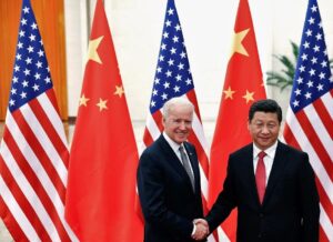 Chinese President Xi Jinping shakes hands with then-US Vice President Joe Biden. (File photo: Reuters)