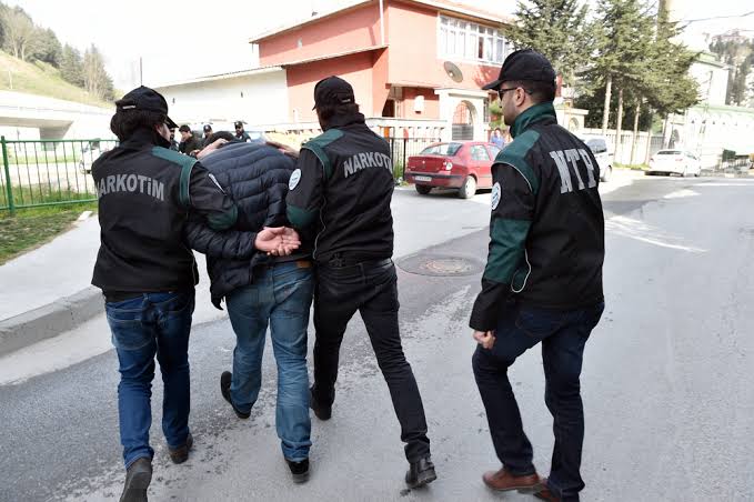 القبض على متهمين قتلوا امرأة سورية في تركيا