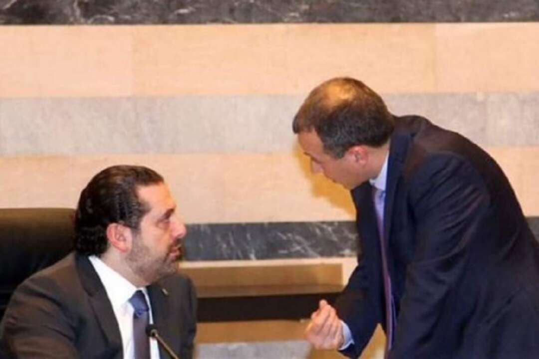 اتهامات متبادلة بين الحريري وباسيل تعيق تشكيل الحكومة اللبنانية