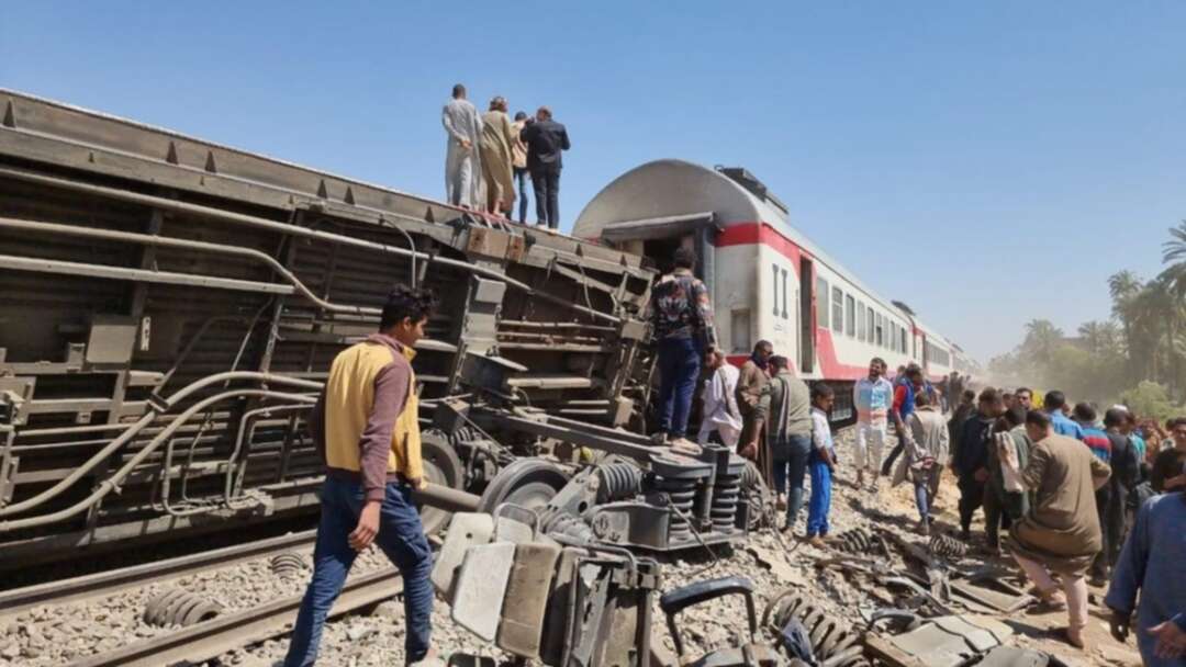مصر.. وفاة 32 مواطناً وإصابة 66 آخرين في تصادم قطارين بـ