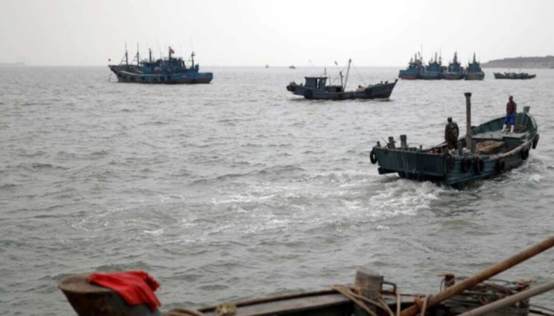 China plans next steps in 400-ton oil spill clean-up off Qingdao port