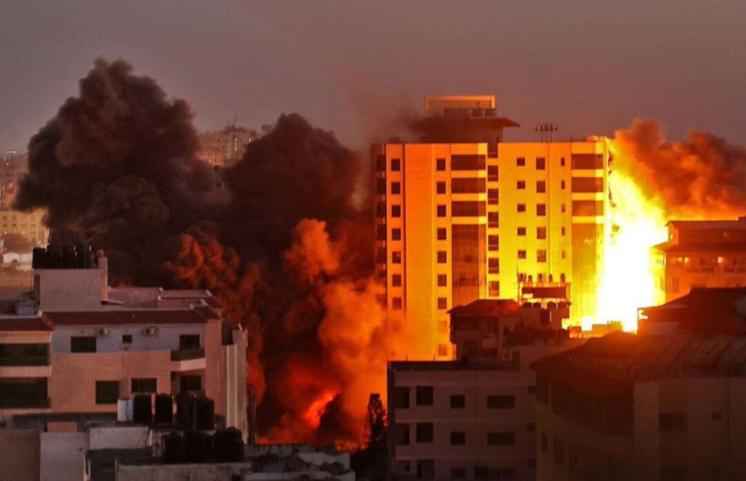بعد هجوم صاروخي.. إسرائيل تقصف غزة