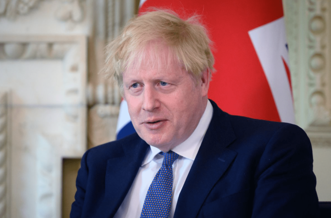 Johnson unwise over the redecoration of his house but no report said about conflict of interest