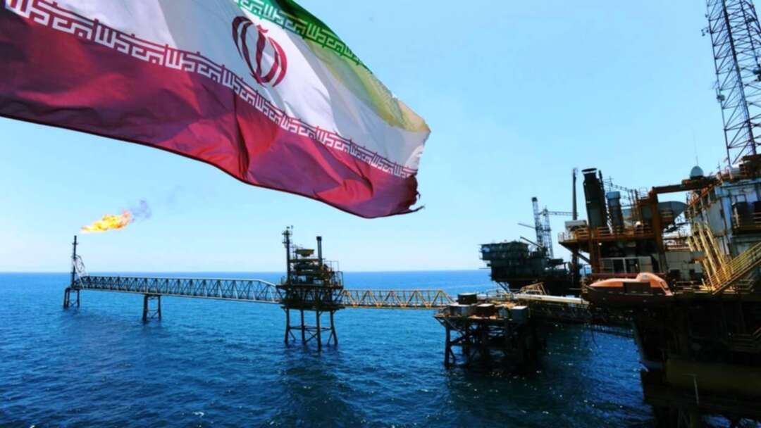 تفريغ شحنة نفط إيرانية في الصين رغم العقوبات