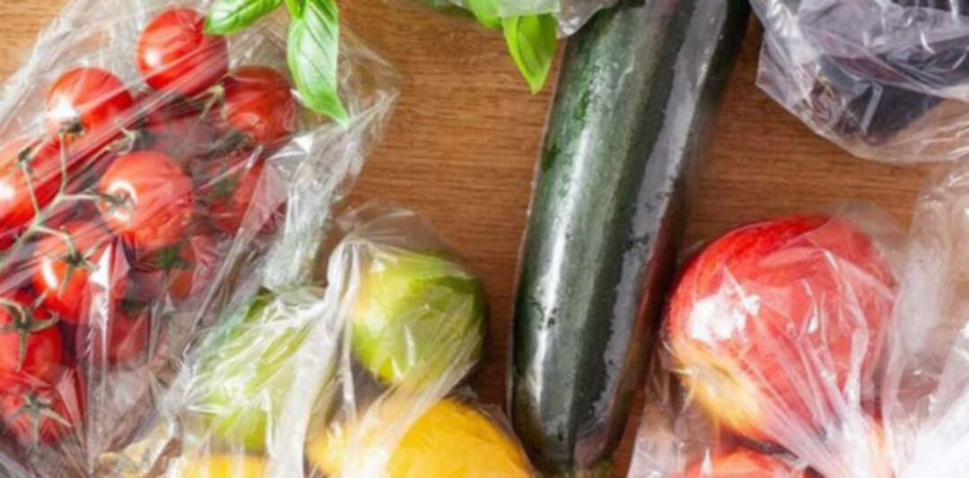 ابتكار سائل لتغليف الفواكه والخضراوات عوض أكياس البلاستيك